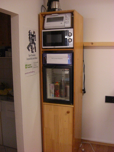 20130901_bar_seitenschrank.png